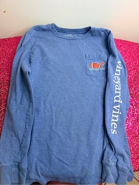 Vineyard Vines kids Blue Long-Sleeve Pocket Tee with Sleeve Logo